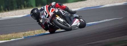 Bridgestone представила нові гоночні мотошини RACING BATTLAX V03